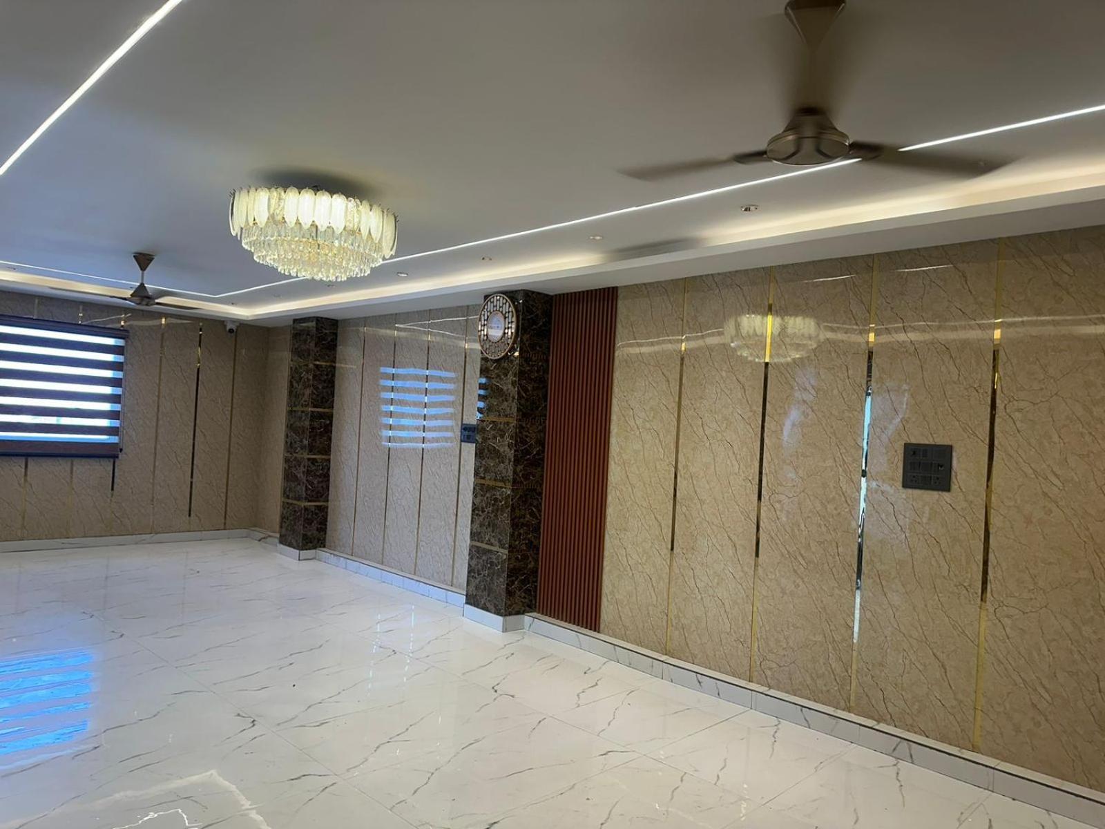 Hotel Kritika เกรทเตอร์นอยดา ภายนอก รูปภาพ